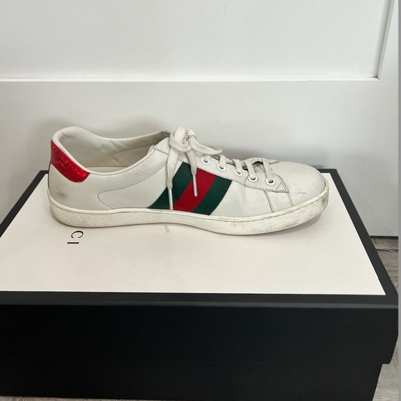 MEN'S Gucci ACE EMBROIDERED SNEAKER - Picture 6 of 12
